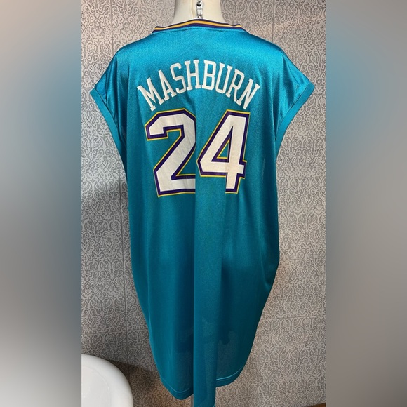 New Orleans Mashburn #24 jersey - Reebok - Men’s size 4XL - Picture 7 of 10